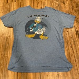 🌵Disney Donald Duck t-shirt men’s XL